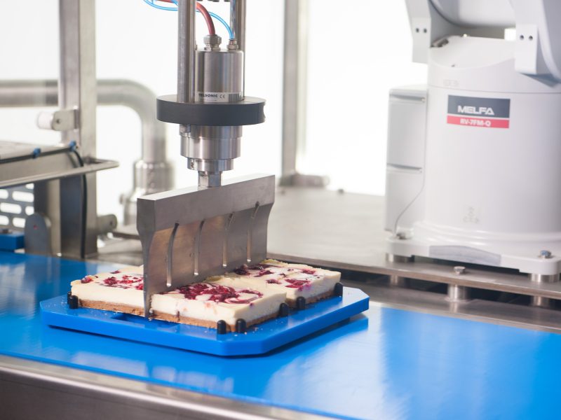 Ultrasonic Cutting of Cheesecake